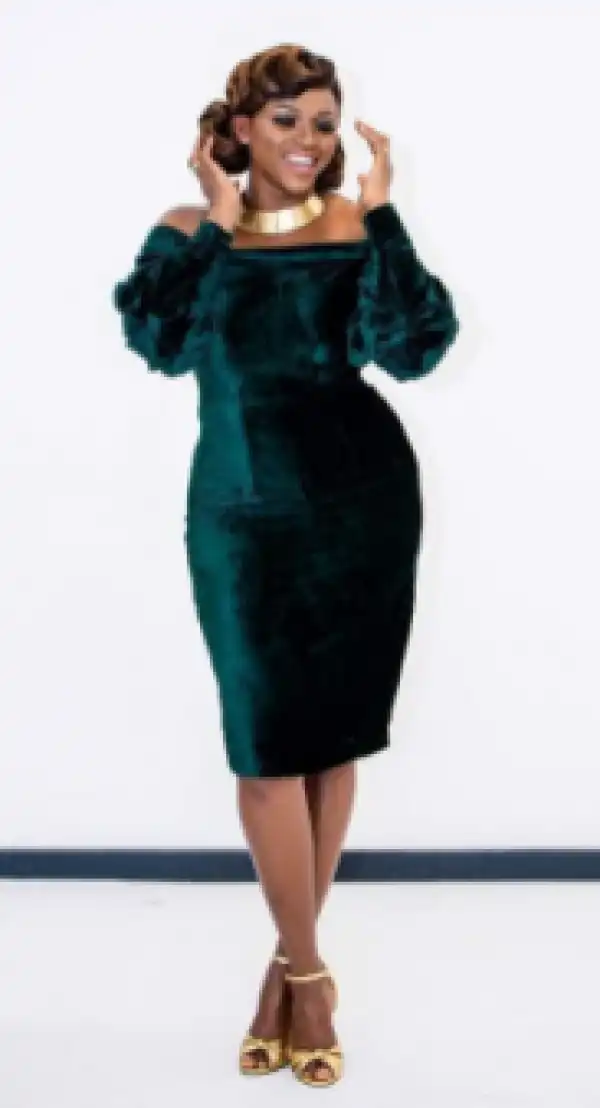 Singer Waje Looks Beautiful In New Photos